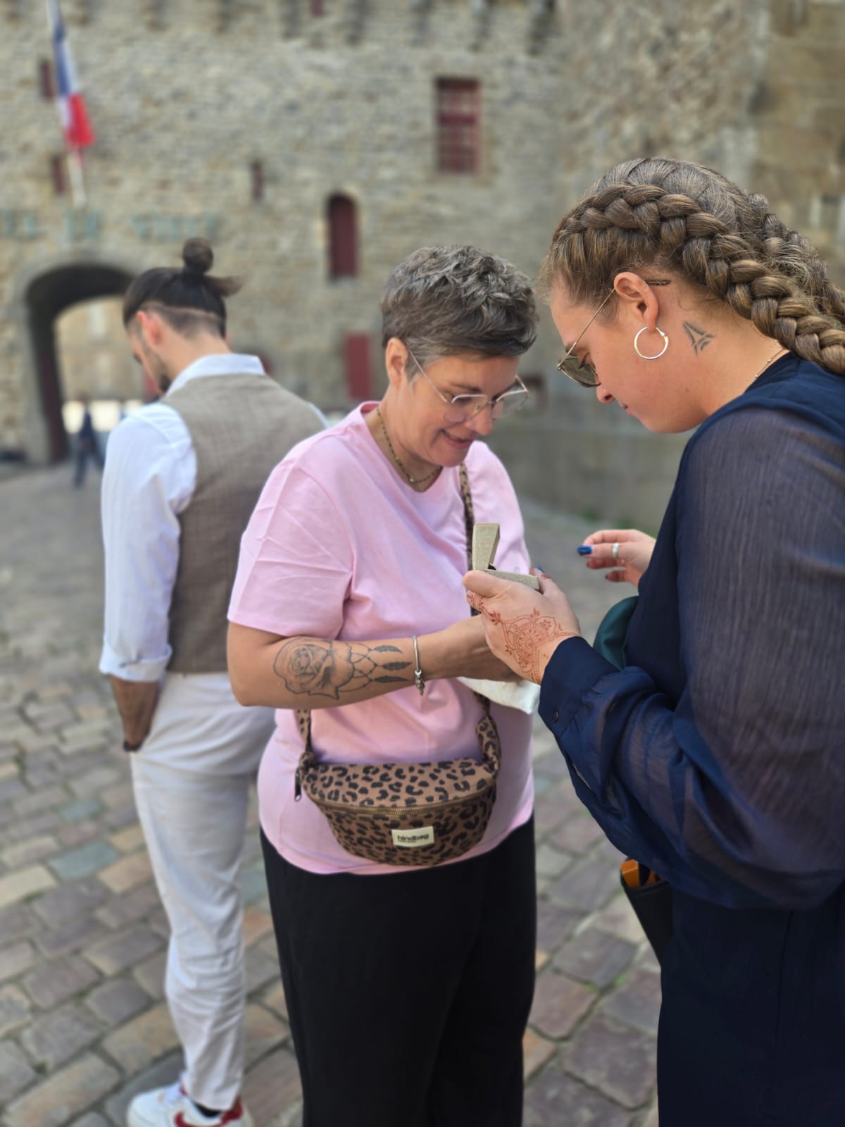 Mariage multiculturel, préparation des alliances